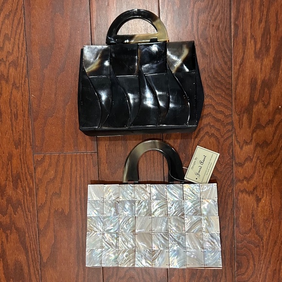 Lot of 2 shell handbags seashell opalescent abalone shiny white and black - Picture 1 of 5
